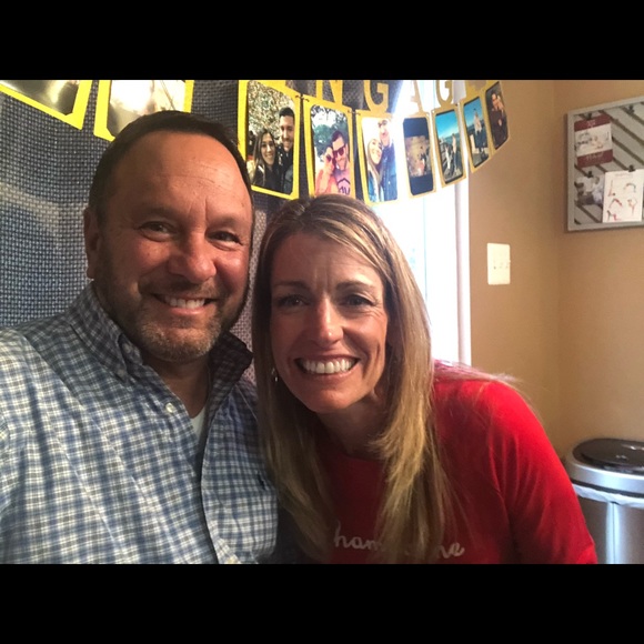 Meet your Posher, Sharon - Picture 1 of 1